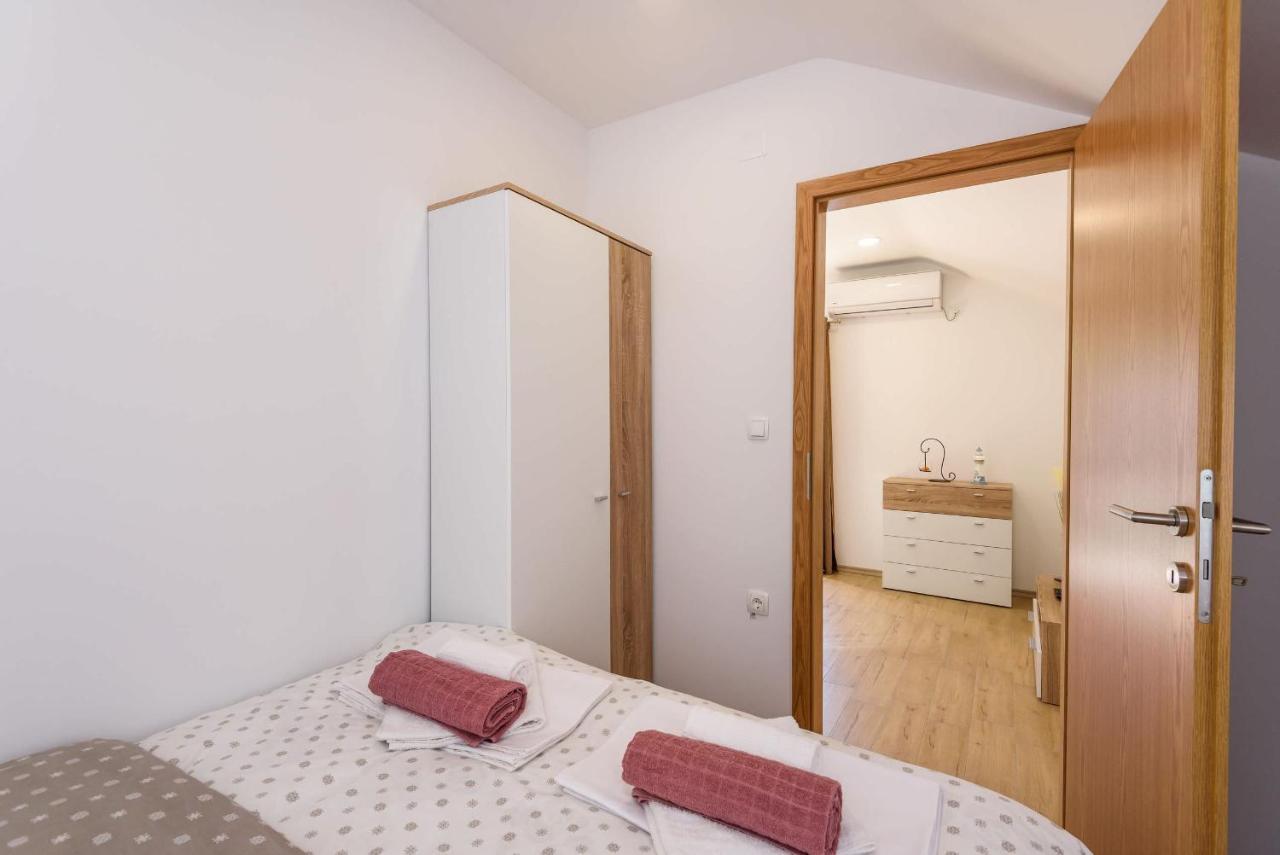 Bonaca Daire Rogotin Dış mekan fotoğraf